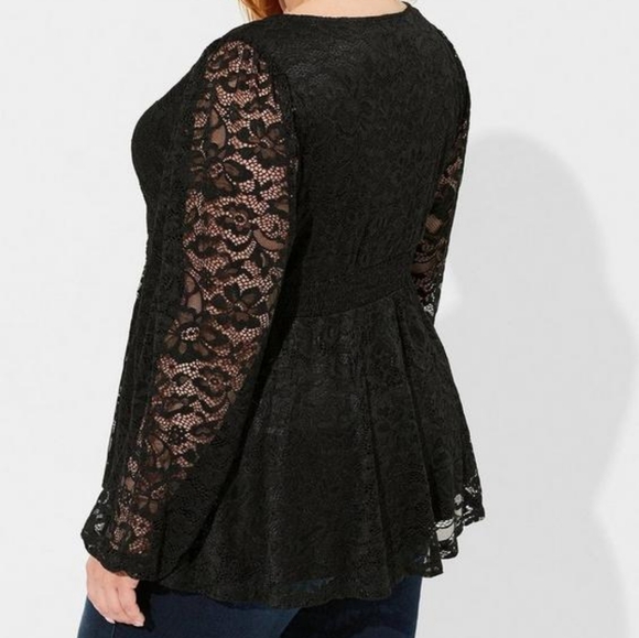 Torrid Size 0 Stretch Lace V-Neck Smocked Waist Long Sleeve Babydoll Top - Picture 4 of 5